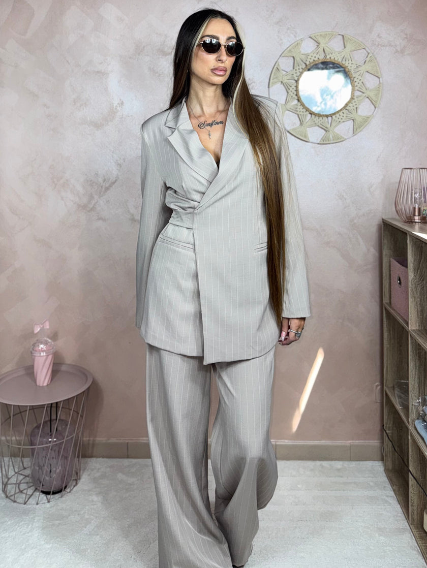 Tailleur Line